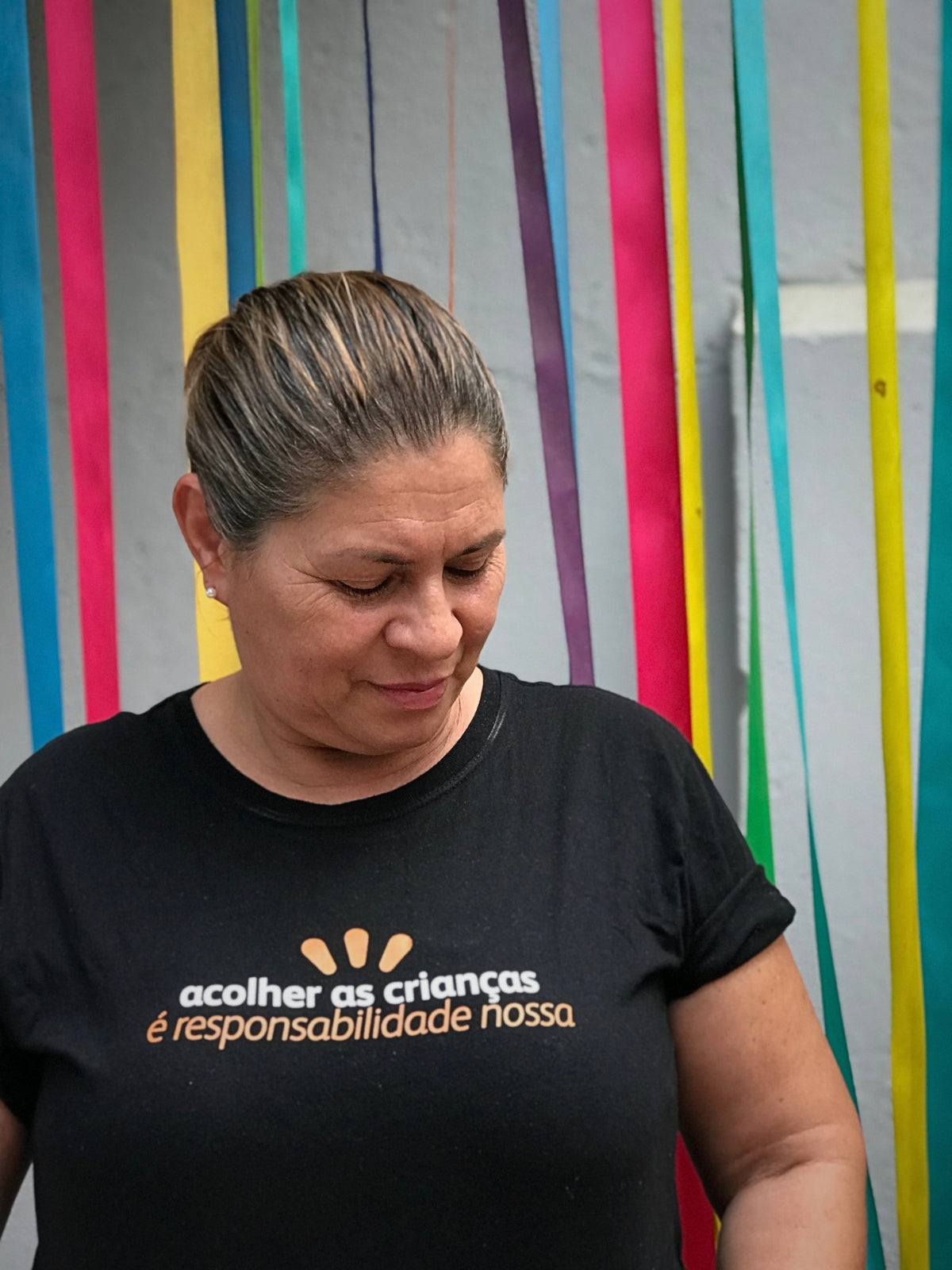 Camiseta Acolher as Crianças - Obaobá & Brincaê
