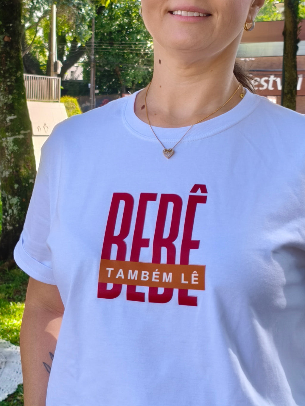 Camiseta Bebê também lê