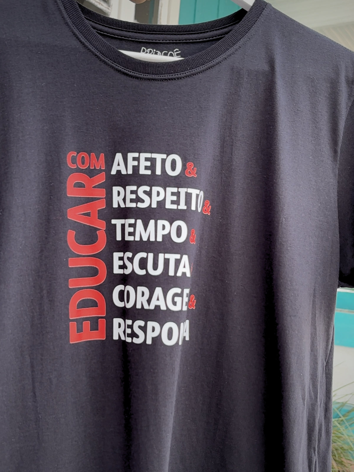 Camiseta Educar com Responsa - Obaobá & Brincaê