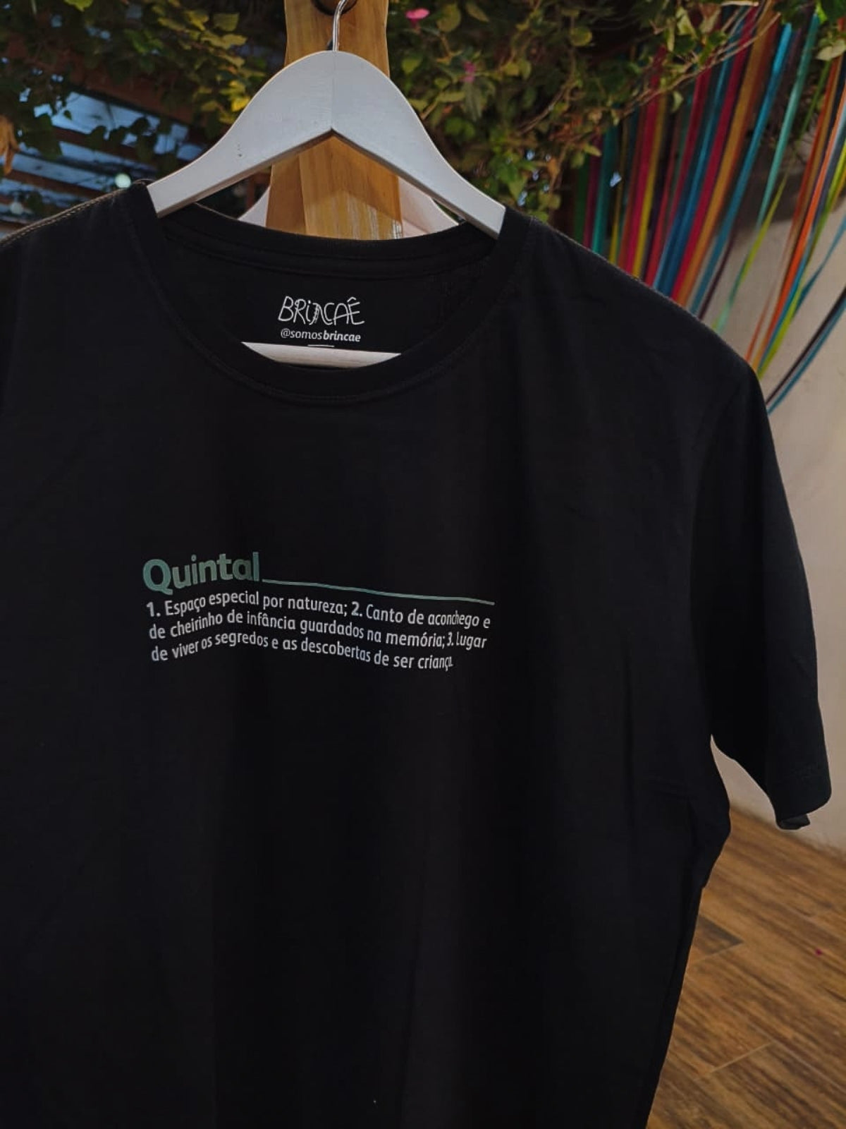 Camiseta Quintal Poético - Obaobá & Brincaê